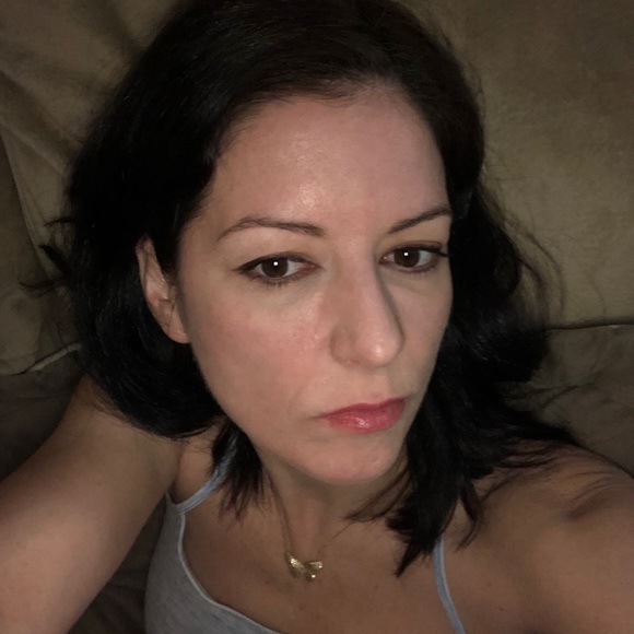 Meet your Posher, Rebecca - Picture 1 of 1